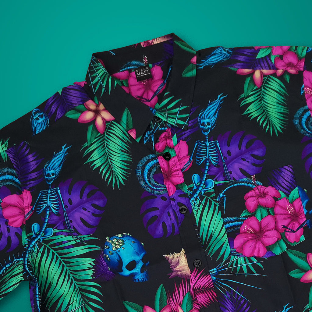 Tropigoth Casual Button-down T-shirt (Unisex)